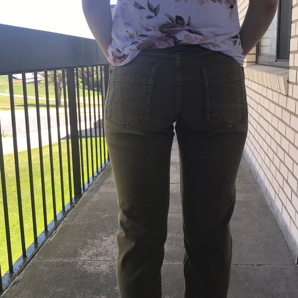 Green skinny jean - Picture 3 of 3